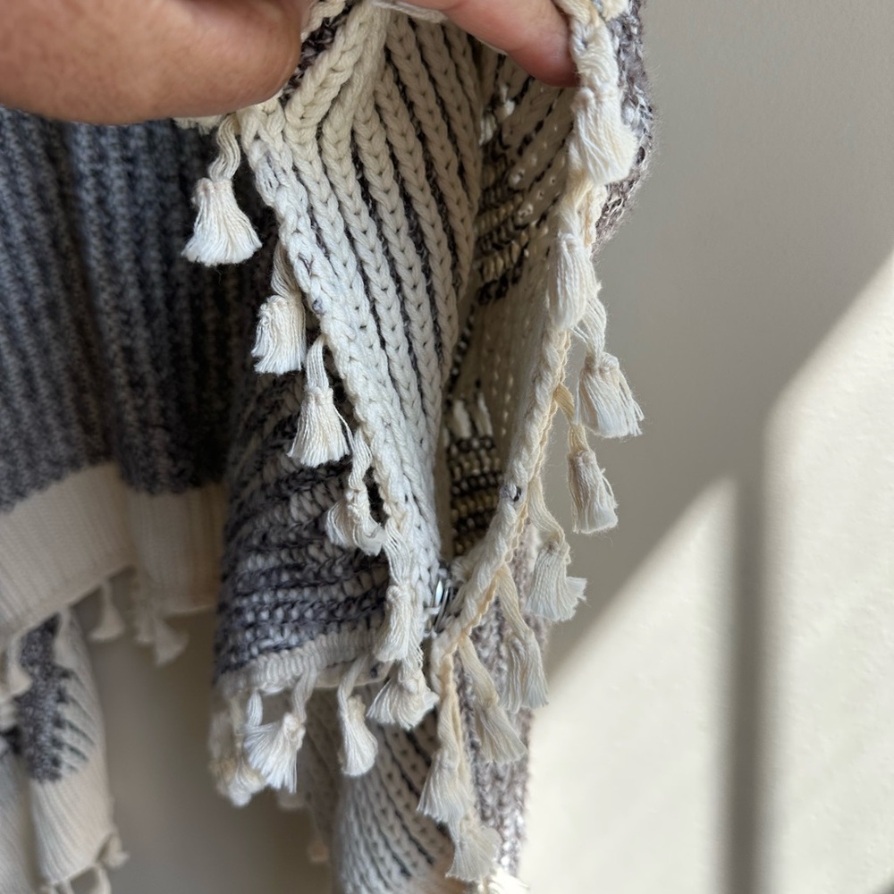 Anthropologie Black and Cream Knit Poncho - Picture 12 of 13